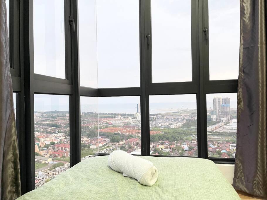 Апартаменты Quartz Near To Jonker Walk With Infinity Pool Cozy 3B2B Малакка Экстерьер фото