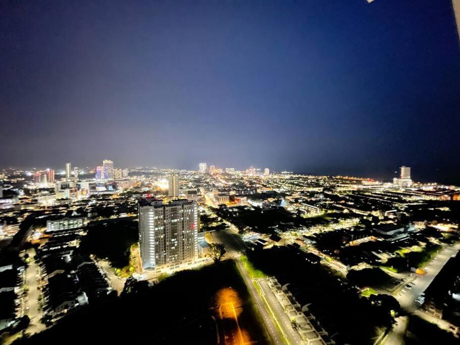 Апартаменты Quartz Near To Jonker Walk With Infinity Pool Cozy 3B2B Малакка Экстерьер фото
